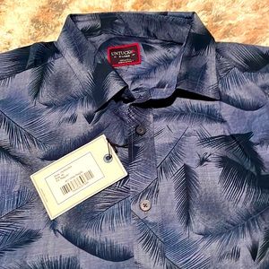 NWT UNTUCKit Collard Shirt